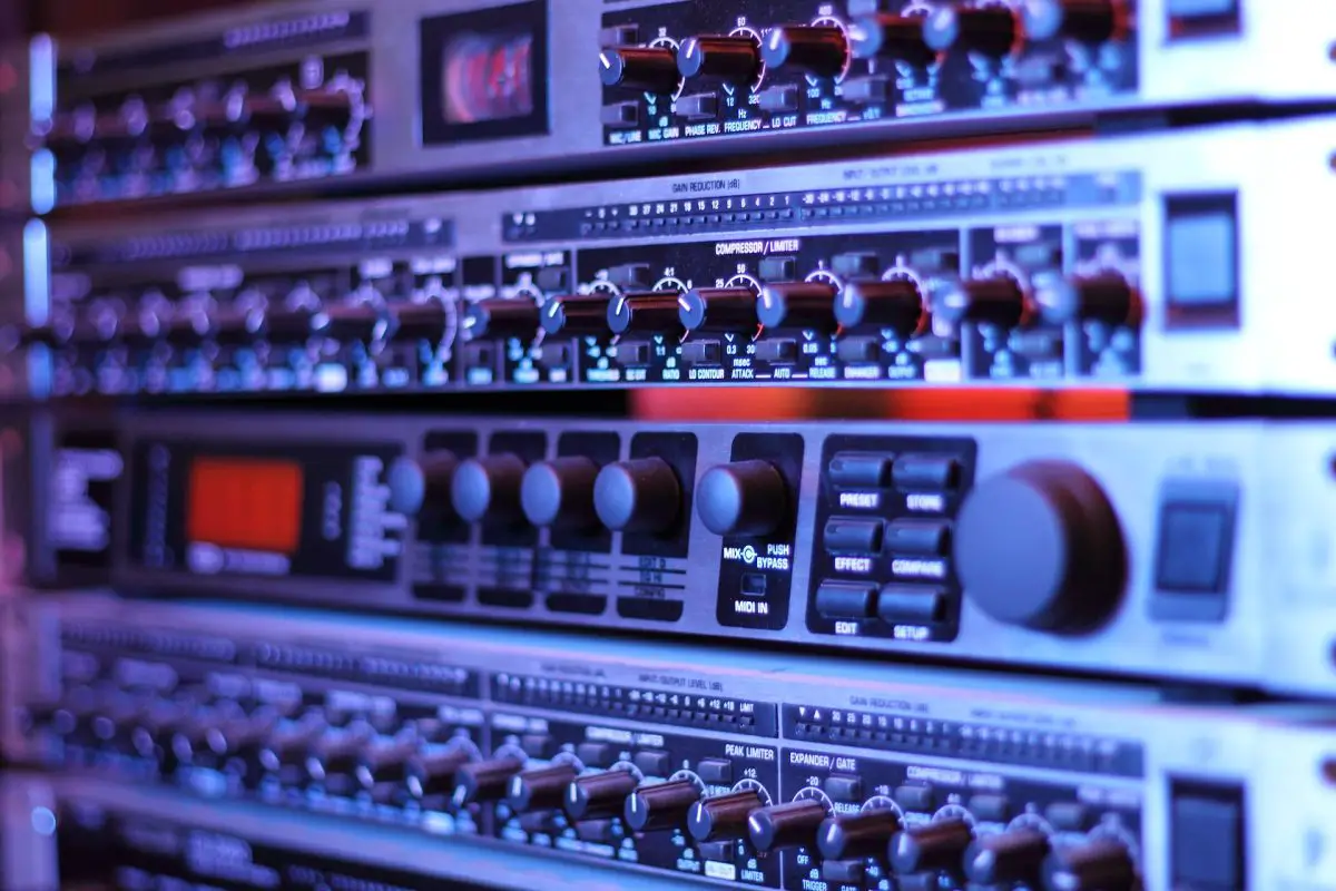 Image of a sound control panel. Source: unsplash