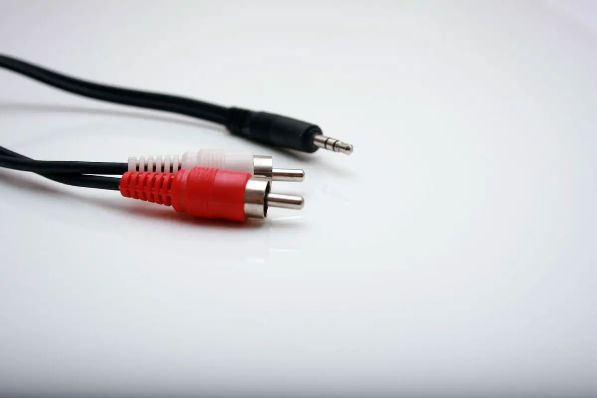 Image of audio jack cables. Source: unsplash