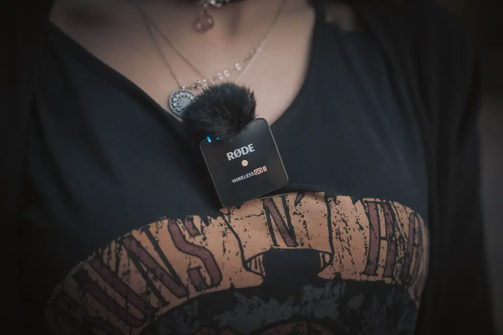 Image of a rode wireless go 2 lavalier microphone. Source: unsplash