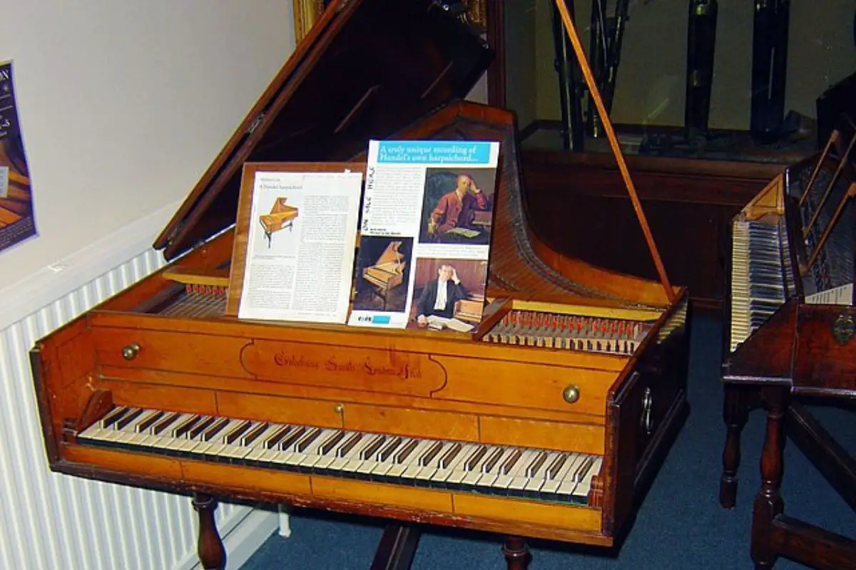 Image of handel harpsichord.
