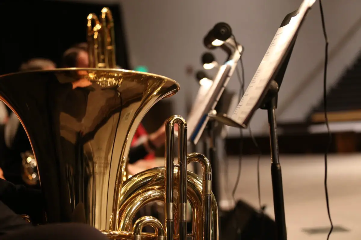 Closeup of a horn instrument. Source: unsplash