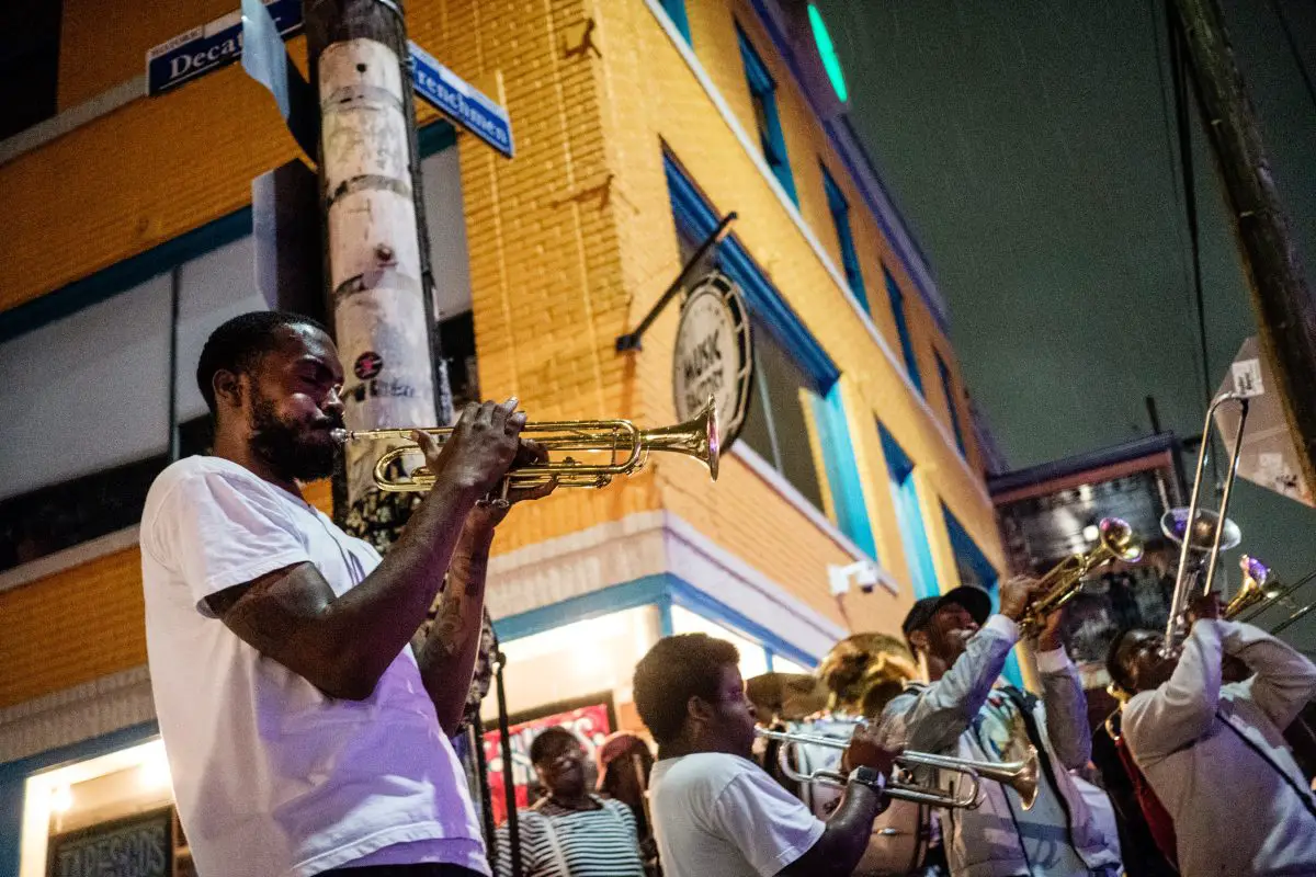 Jazz musicians performing on the streets of new orleans. Source: unsplash