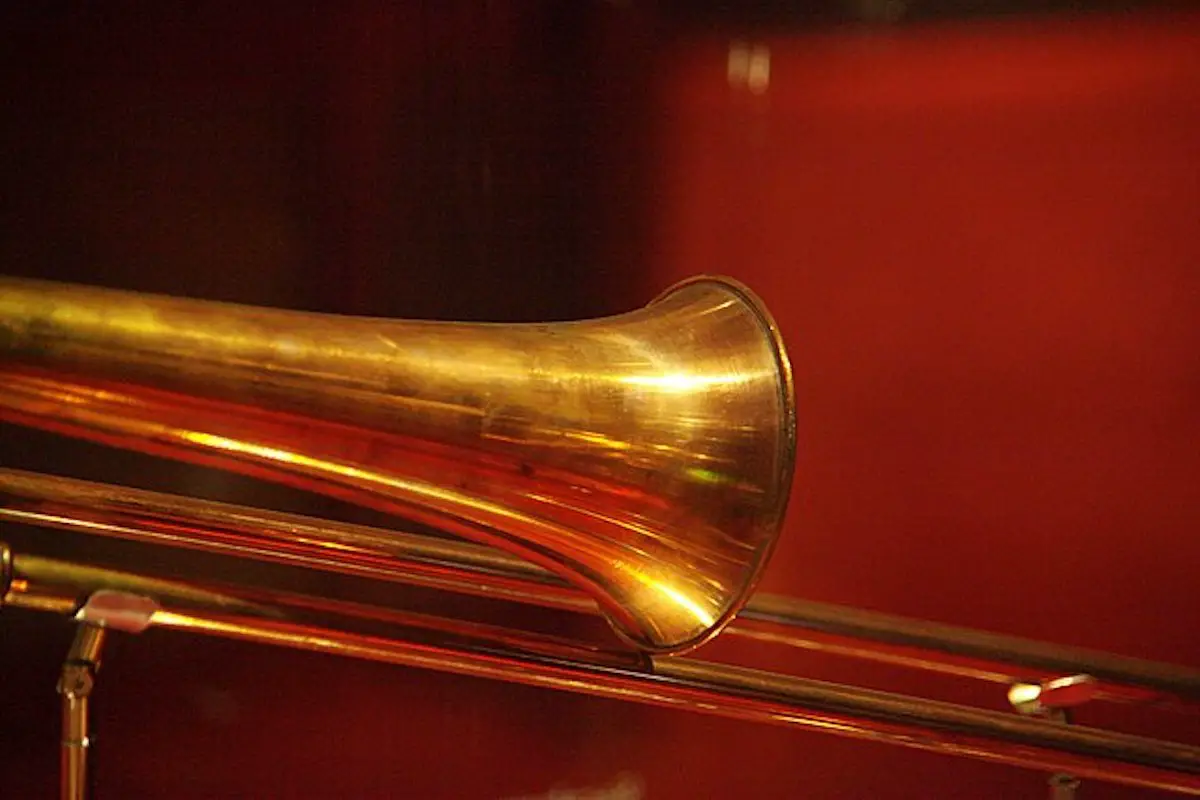 Image of a sackbut from the museum of music in barcelona